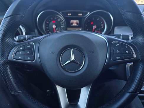 Used 2019 Mercedes-Benz GLA 250 4MATIC image 24