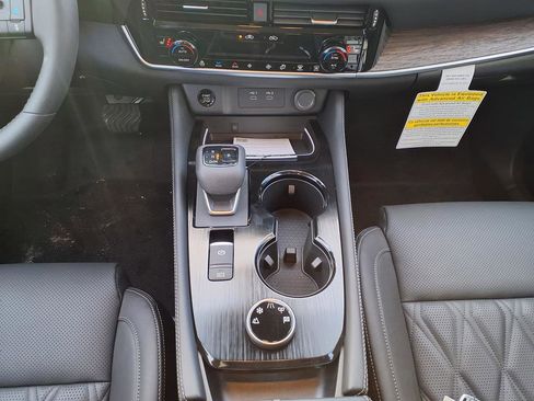 New 2026 Nissan Rogue Platinum w/ Platinum Premium Package image 15