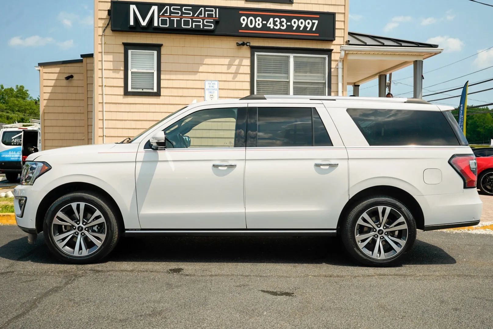 Used 2021 Ford Expedition Max Limited AWD/4WD image 8