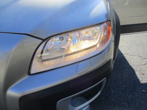 Used 2013 Volvo XC70 3.2 image 35