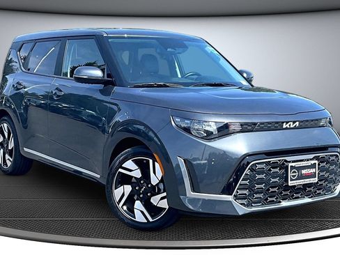 Used 2023 Kia Soul GT-Line FWD image 1