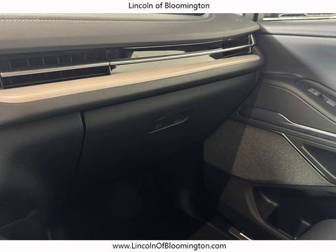 New 2025 Lincoln Navigator L Reserve w/ Jet Appearance Package image 46