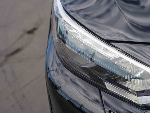 New 2025 Nissan Sentra SR image 11