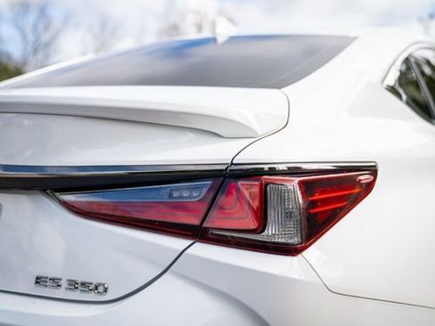 Used 2019 Lexus ES 350 F Sport image 16