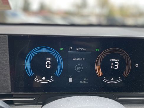 Used 2024 Hyundai Kona SEL image 14