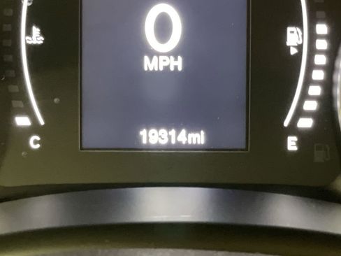 Used 2020 Jeep Renegade Altitude image 22