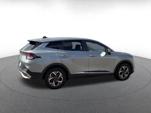 Used 2024 Kia Sportage LX FWD image 12