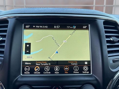 Used 2018 Jeep Grand Cherokee High Altitude AWD/4WD image 23