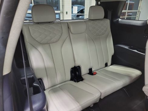 Used 2021 Hyundai Palisade Limited image 24