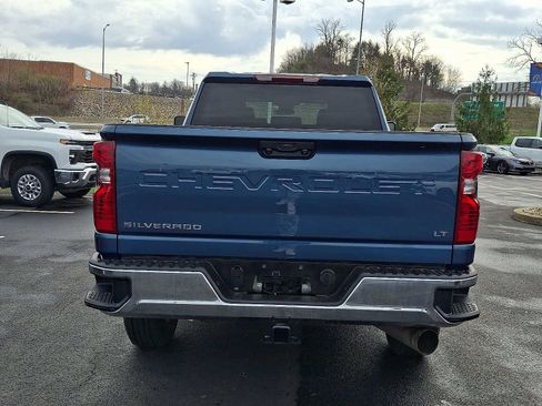 Used 2025 Chevrolet Silverado 2500 LT w/ Convenience Package image 5