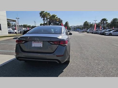 Used 2024 Nissan Sentra S image 30