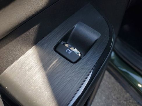 New 2026 Subaru Outback Touring AWD/4WD image 13