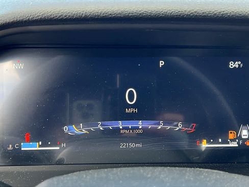 Used 2024 Jeep Grand Cherokee Altitude AWD/4WD image 21