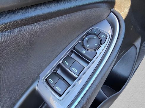 Used 2021 Chevrolet Malibu LT image 24