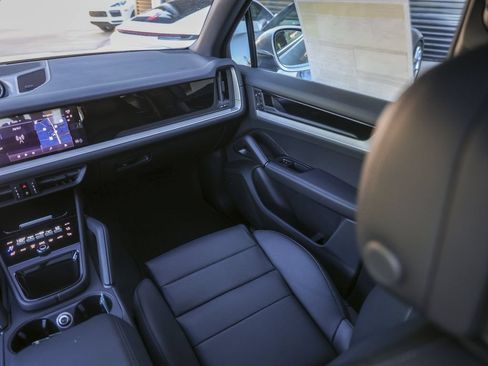 New 2026 Porsche Cayenne S AWD/4WD image 34