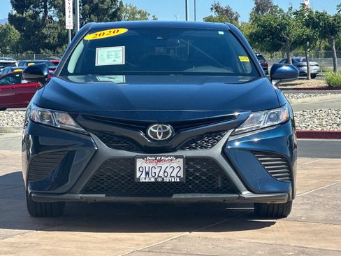 Certified 2020 Toyota Camry SE w/ Carpet Mat Package FWD image 11