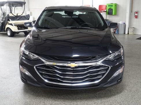 Used 2023 Chevrolet Malibu LT FWD image 2