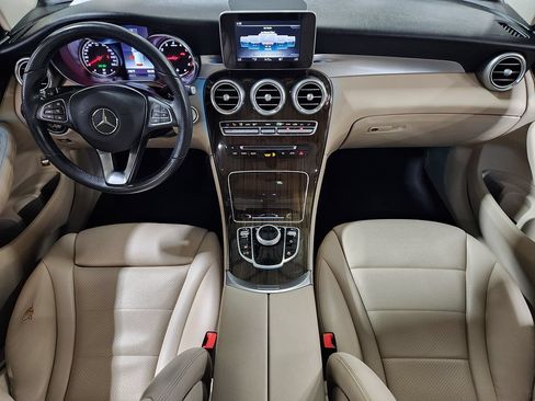 Used 2019 Mercedes-Benz GLC 300 image 45