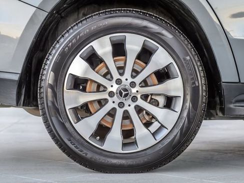 Used 2018 Mercedes-Benz GLS 450 4MATIC w/ Premium Package image 15