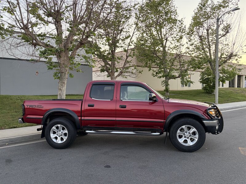 Used 2002 Toyota Tacoma PreRunner w/ SR5 Pkg w/ Chrome Pkg RWD image 2