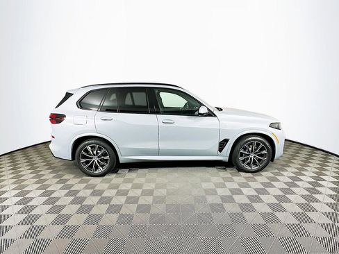New 2026 BMW X5 xDrive50e image 10