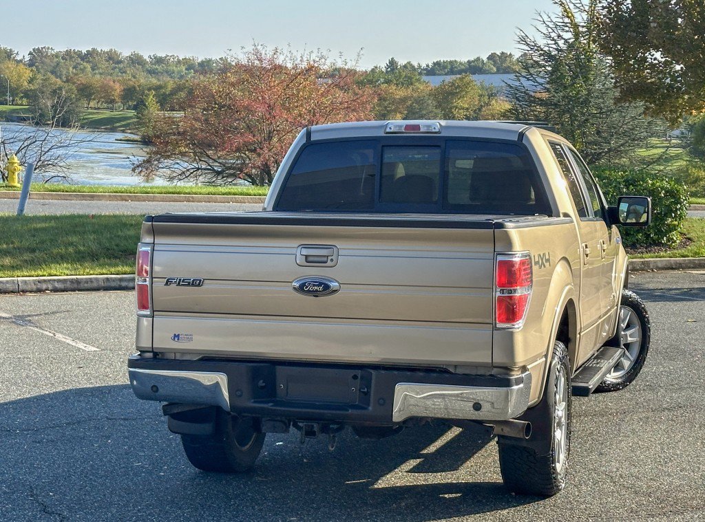 Used 2011 Ford F150 Lariat w/ Lariat Plus Pkg AWD/4WD image 9