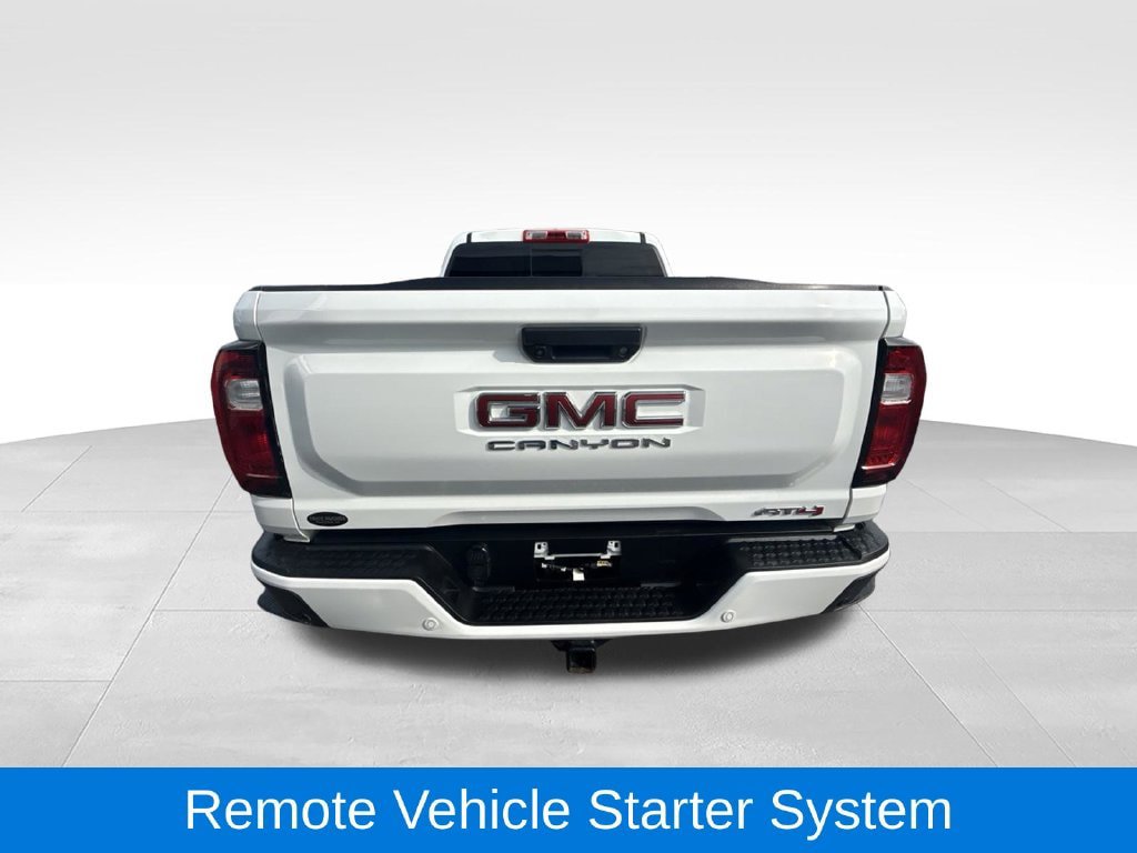 Used 2025 GMC Canyon AT4 AWD/4WD image 8