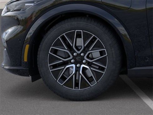 New 2025 Ford Mustang Mach-E Premium image 19