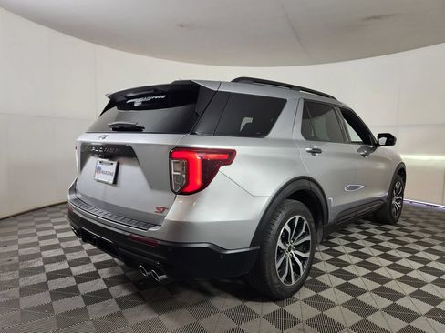 Used 2020 Ford Explorer ST w/ Premium Technology Package AWD/4WD image 7