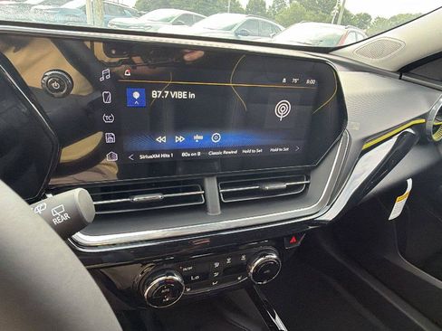 New 2026 Chevrolet Trax ACTIV w/ Sunroof Package FWD image 26