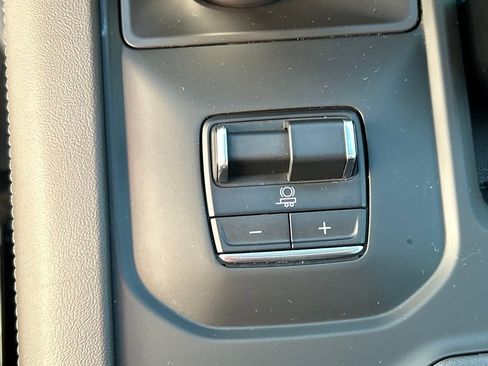 Used 2024 GMC Sierra 1500 Denali w/ Denali Reserve Package image 17