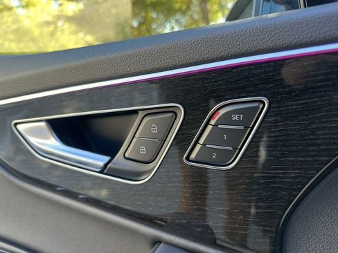 New 2025 Audi Q7 3.0T Premium Plus image 16