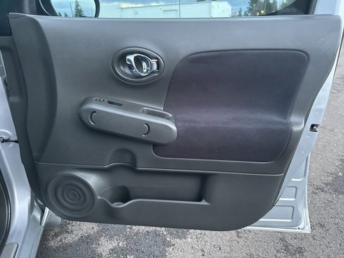 Used 2011 Nissan Cube 1.8 S w/ Interior Illumination Pkg image 26