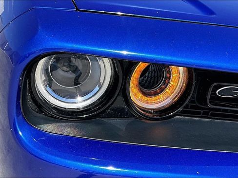 Used 2022 Dodge Challenger R/T Scat Pack w/ Shaker Package RWD image 28