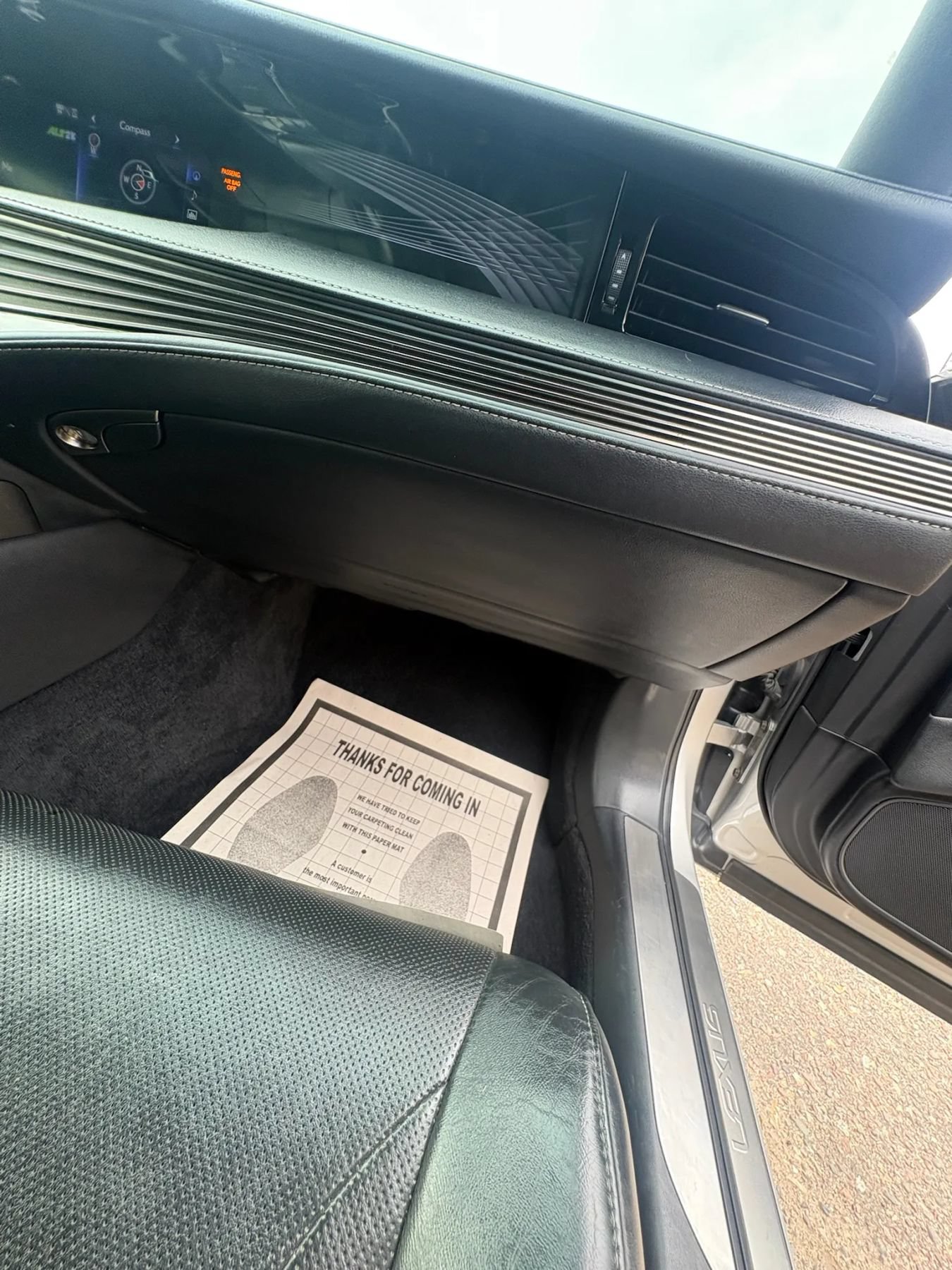 Used 2018 Lexus LS 500h AWD w/ Accessory Package (Z1) image 38