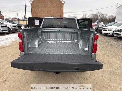 Used 2025 Chevrolet Silverado 1500 LT AWD/4WD image 17