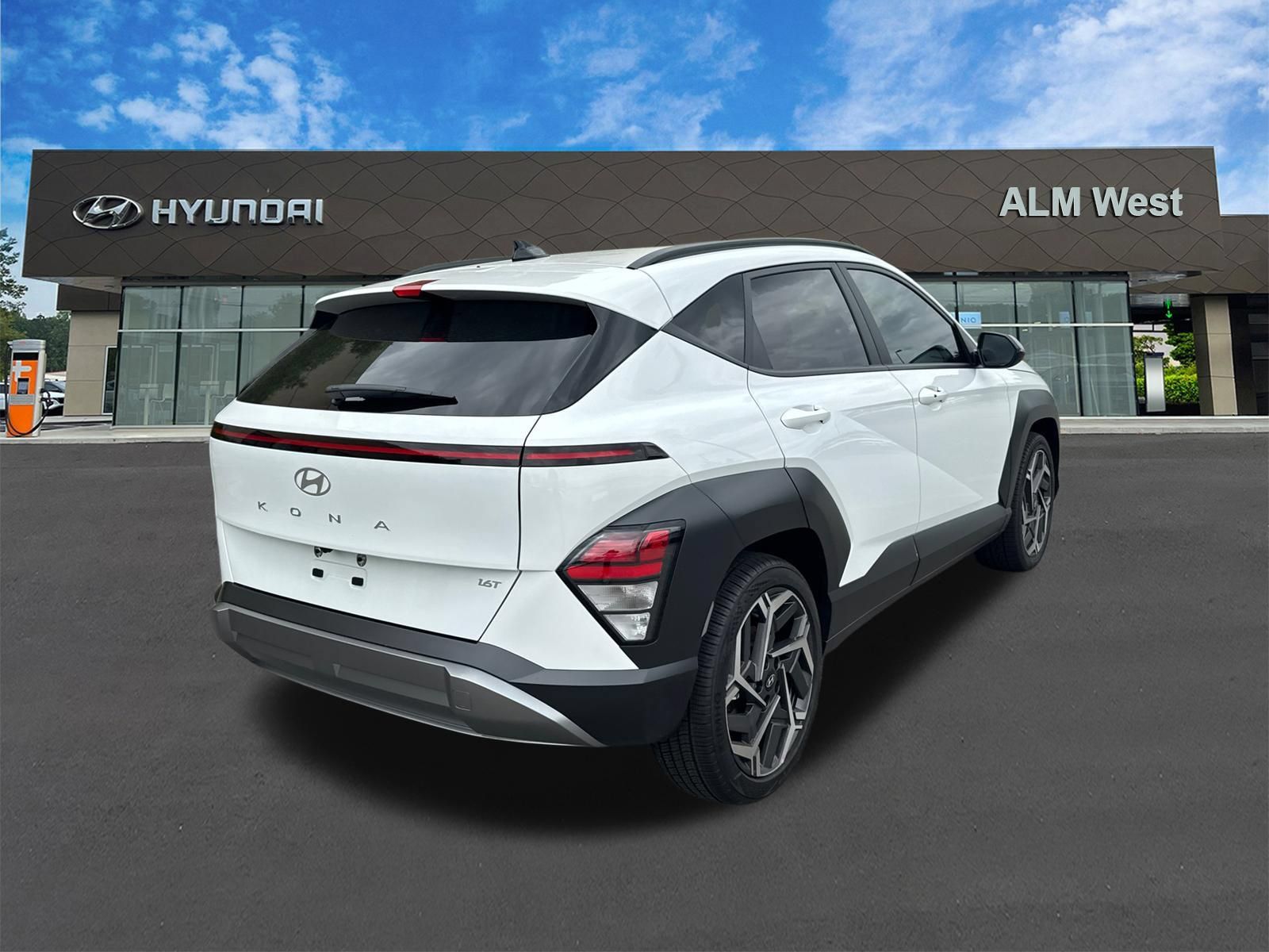 Used 2026 Hyundai Kona SEL Premium FWD image 5