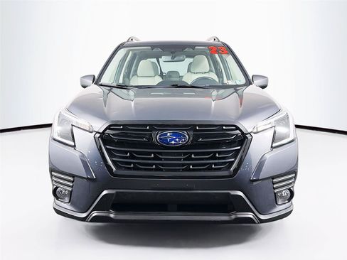 Used 2023 Subaru Forester Premium AWD/4WD image 2