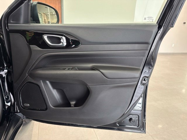 New 2026 Jeep Compass Limited w/ Sun, Sound & Navigation Group AWD/4WD image 57