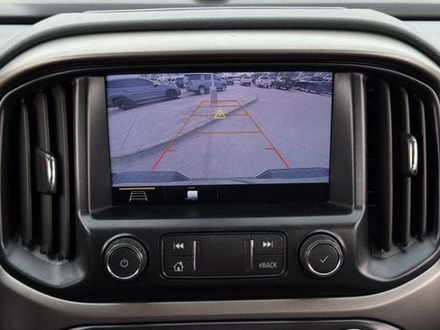 Used 2020 Chevrolet Colorado Z71 image 17