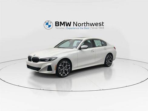New 2026 BMW 330i xDrive Sedan w/ Premium Package image 9