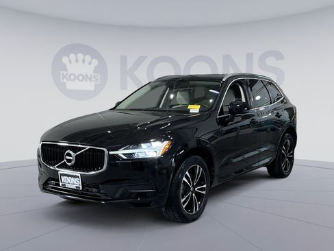 Used 2020 Volvo XC60 T5 Momentum AWD/4WD image 1