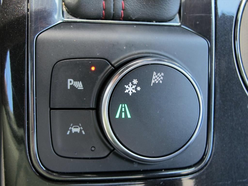 Used 2021 Chevrolet Blazer RS w/ Enhanced Convenience Package FWD image 15