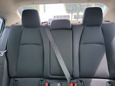 Used 2022 Toyota Corolla LE FWD image 21