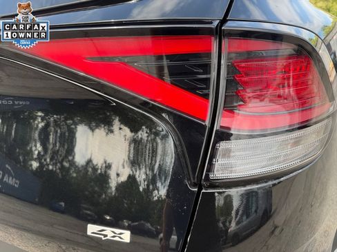 Certified 2024 Kia Sportage EX AWD/4WD image 19