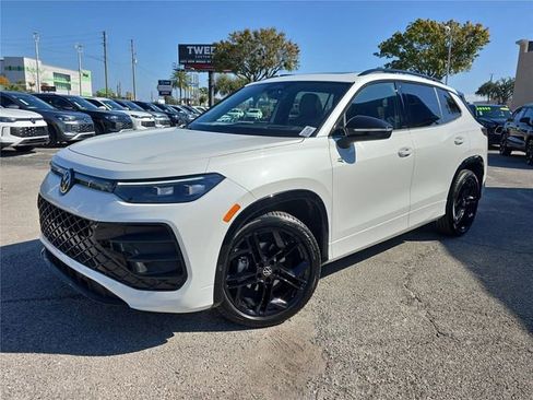 New 2026 Volkswagen Tiguan SE R-Line image 26