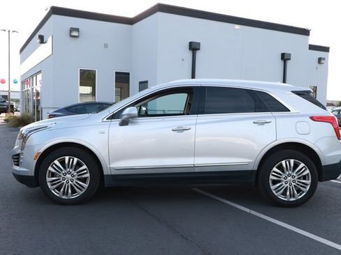 Used 2018 Cadillac XT5 Premium Luxury FWD image 9