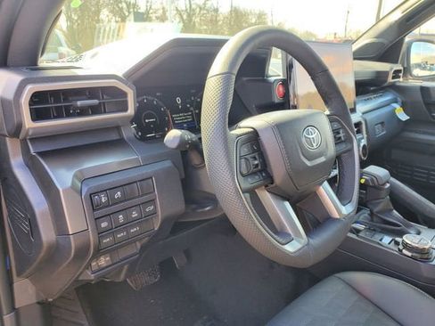 New 2026 Toyota Tacoma TRD Off-Road AWD/4WD image 19