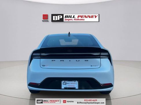 New 2026 Toyota Prius Plug-In Hybrid FWD image 4