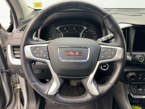 Certified 2018 GMC Terrain SLT w/ Preferred Package image 17